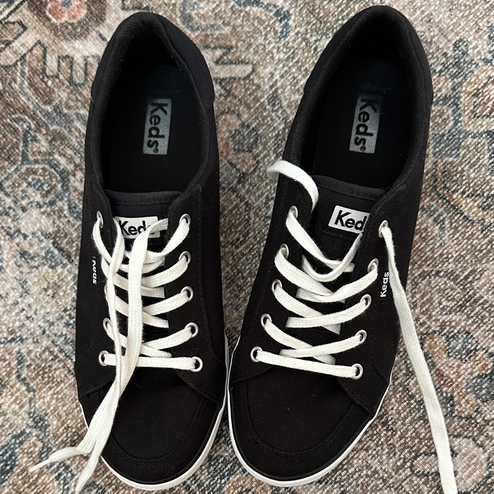 Keds Classic Black Sneakers with White Laces